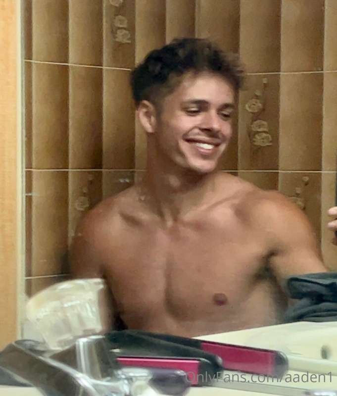 aaden1