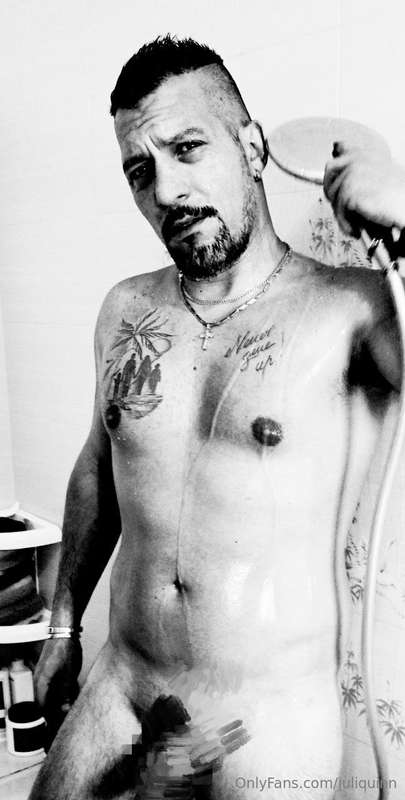 🅴🆇🅲🅻🆄🆂🅸🆅🅴 🅲🅾🅽🆃🅴🅽🆃
🎯❤️‍🔥@angeloman80❤️‍🔥🎯💘
## Get to know him..