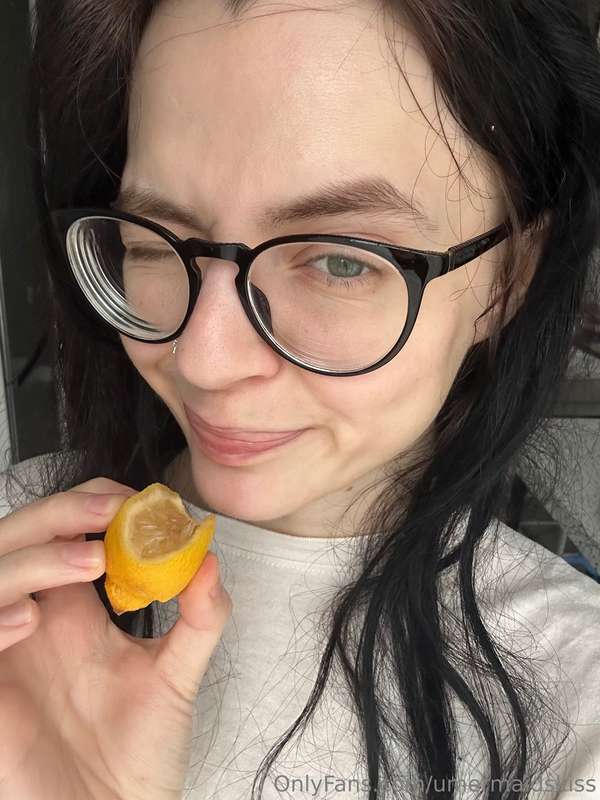 Just a lemon… testing your imagination a little 😋