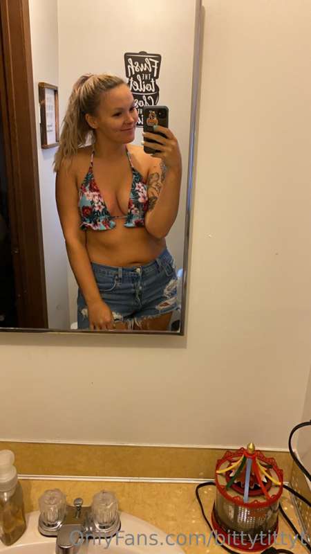 Happy Fucking Friday 💗