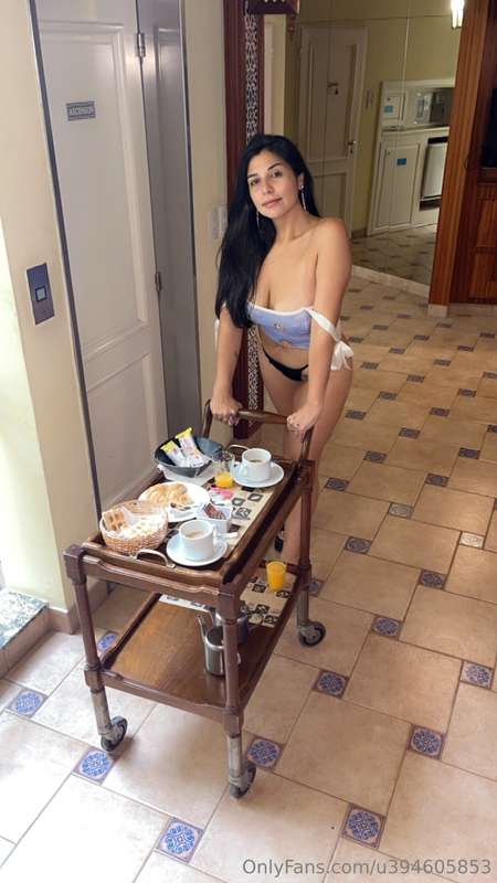 Shall we have breakfast together baby? 😏😘