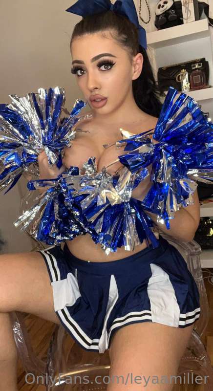 i would be cheering to get to see your 🍆 daddy