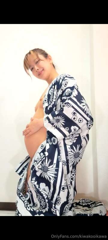 Drinks & Enemas Belly Inflation in Yukata👘🤰That's all! Stay ..