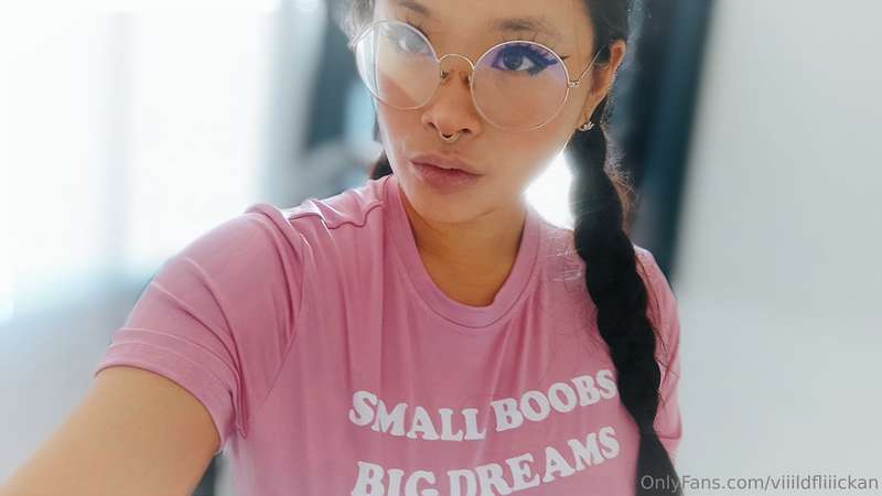 ✨🩷 Dreams bigger than a D-cup 🩷✨