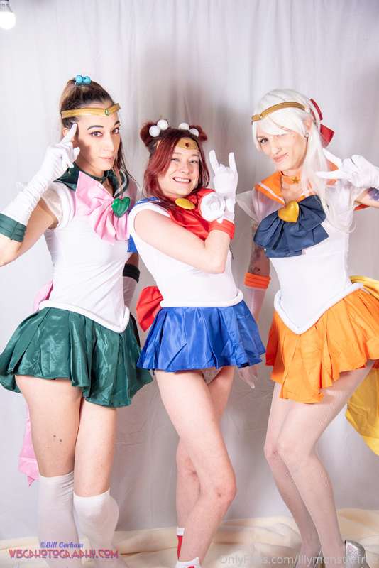lilymonsterfree image #14