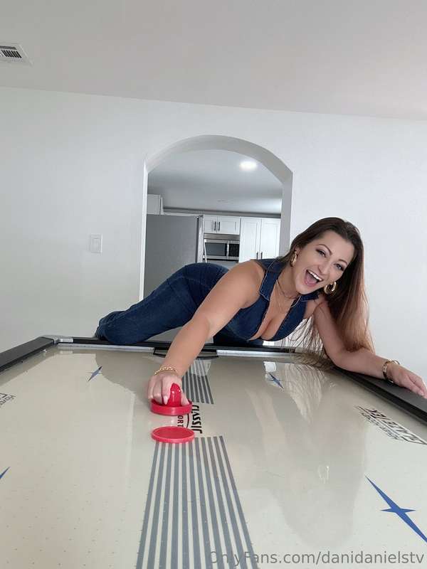 Let's make a bet on who wins. Find out what happens here @ak..