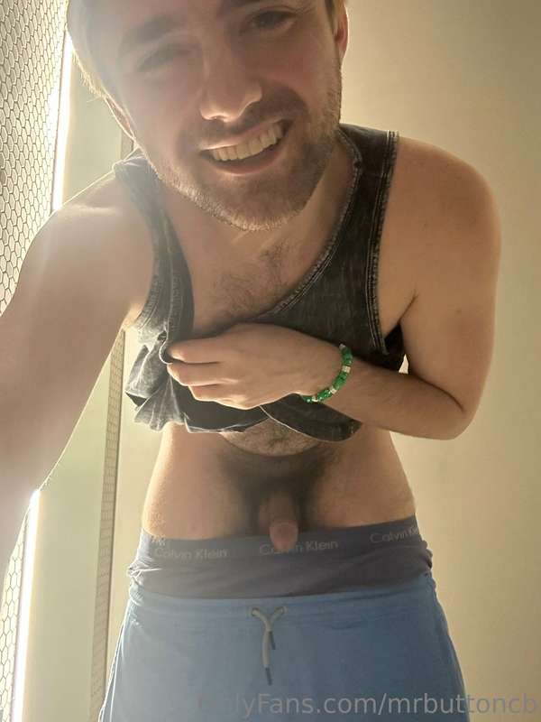 mrbuttoncb image #3