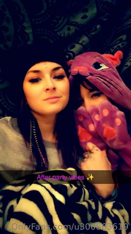 Me and my other ride or die. Aren't we sexy? Hers is @Alienf..