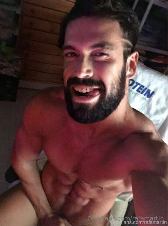 I have a special gift under my hand for you. 🔥  Tengo un reg..