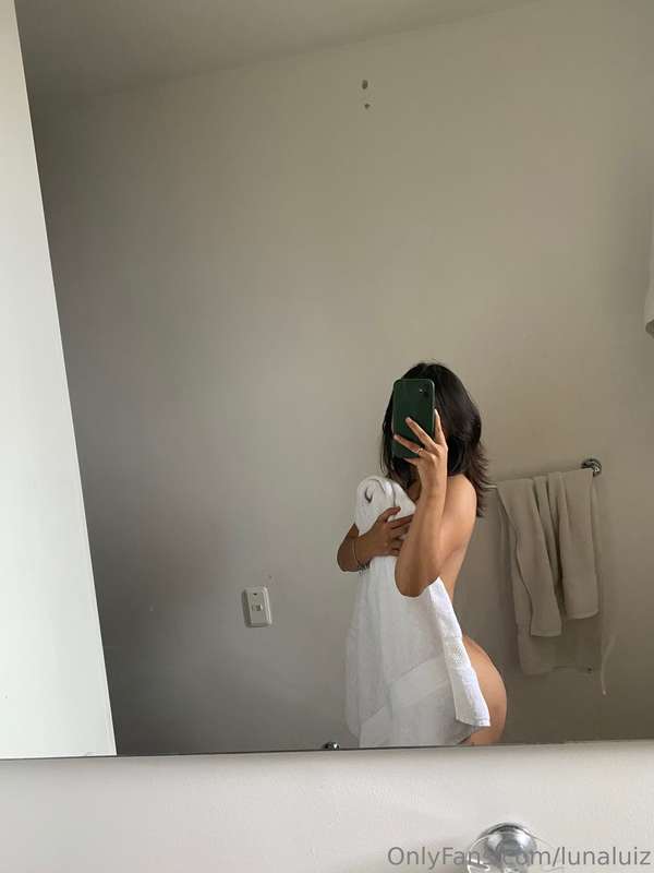 would u be able to resist me looking like this??😋💕