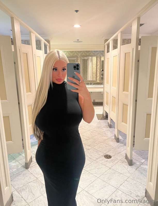 I thought you would love to see me in black💕💋