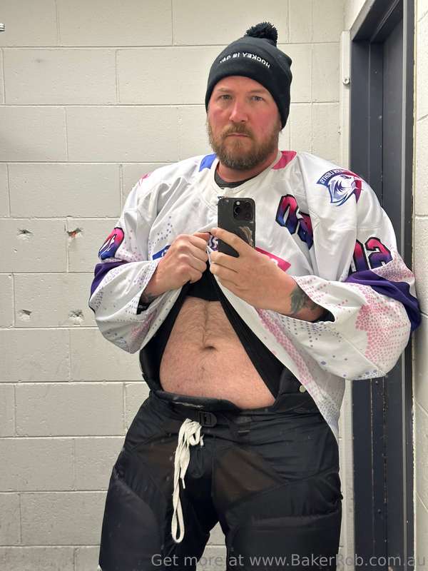 Dads back at hockey after a shoulder injury, not gonna lie, ..