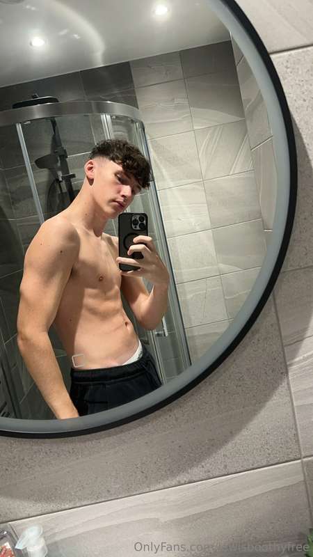 lewisboothymain