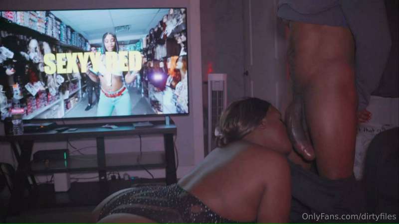 Here it is @ashcashxx12 vs @brickzilla the ultimate dick dow..