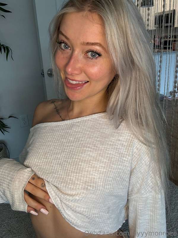 lilyyymonroee