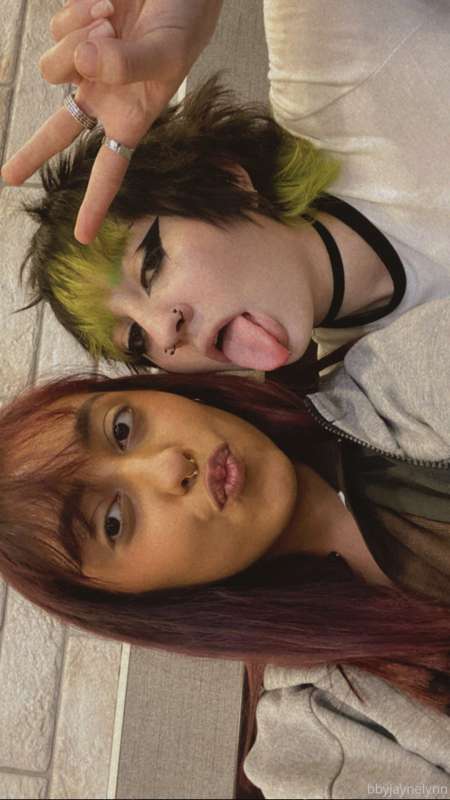 @bbyjaynelynn look how cute she is ;)