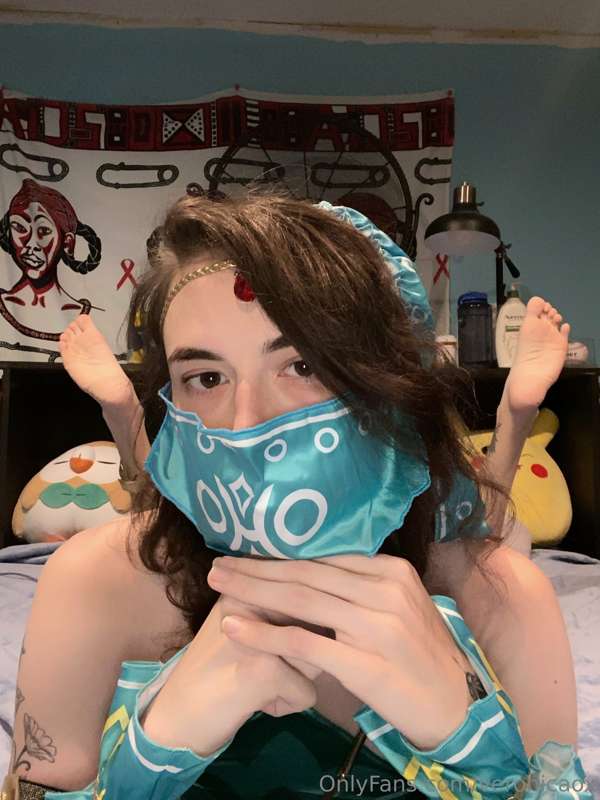 veronicaox image #3