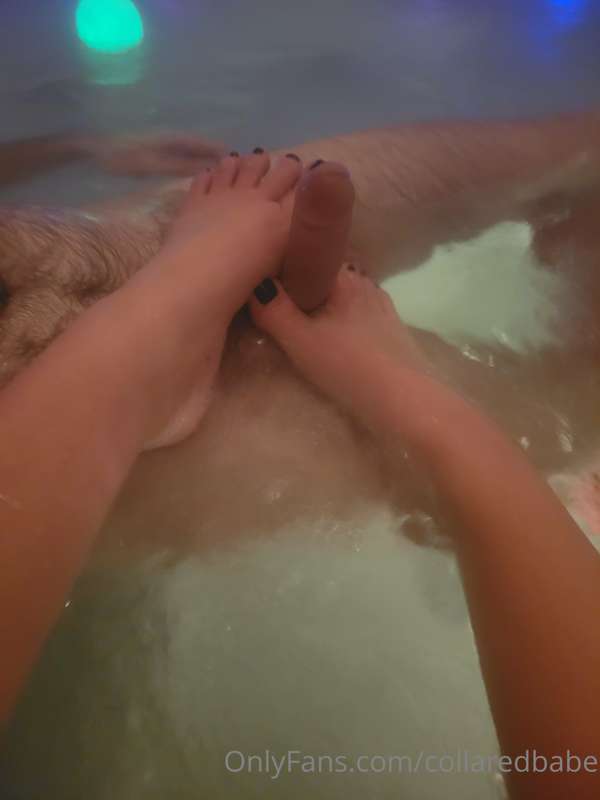 collaredbabe image #1