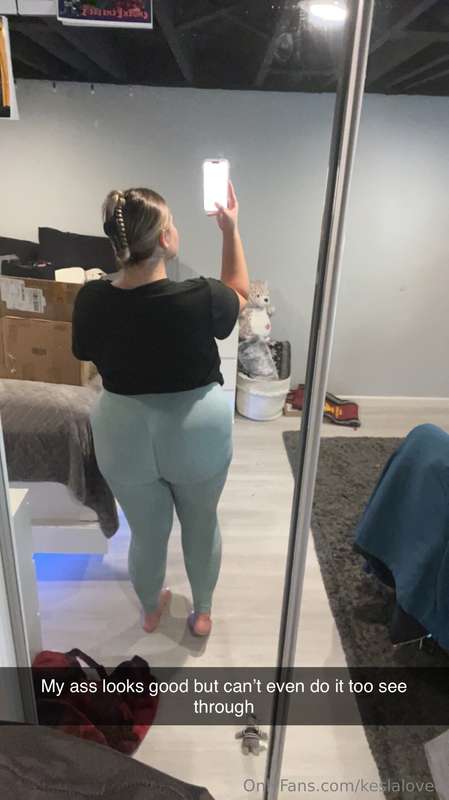 Good morning, trying on some new pants😝 See what’s under it ..