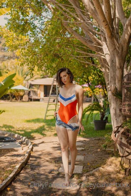 Photo 330 of Casey Calvert on Tocromo