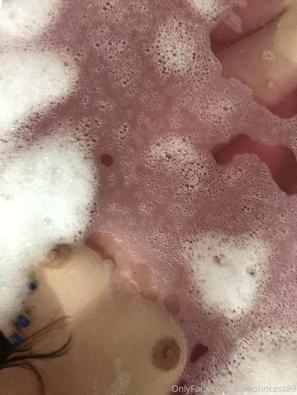 😘