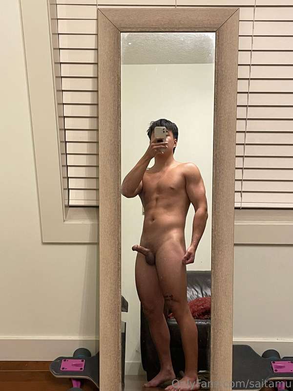 Do you like my new tanning outfit 🤭