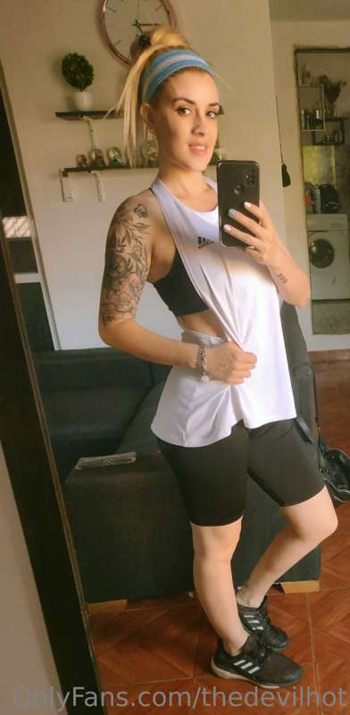 to the gym with much happiness 🇦🇷 I love you my beautiful Ar..