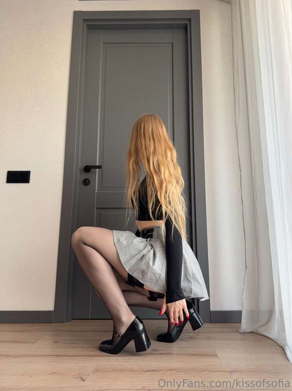 kissofsofia image #0