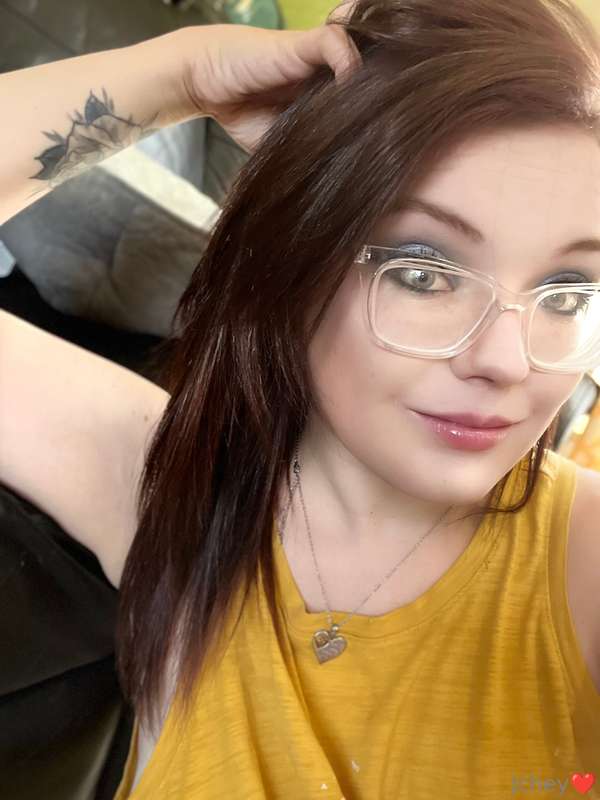 New hair, new content maybe? Stay tuned to find out 😝👀