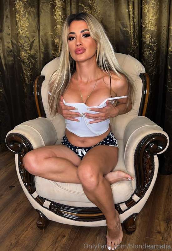Hot MILF @gloria_babe🔥SUBSCRIBE FREE🔥❤️Gloria | 38 | Italian..