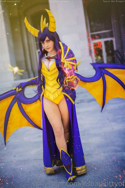 This is my first time ever releasing my FULL Spyro Cosplay s..