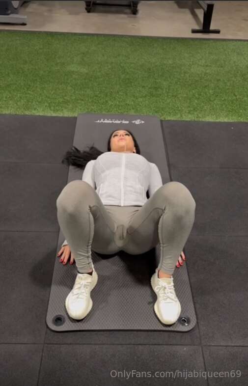 hijabiqueen69