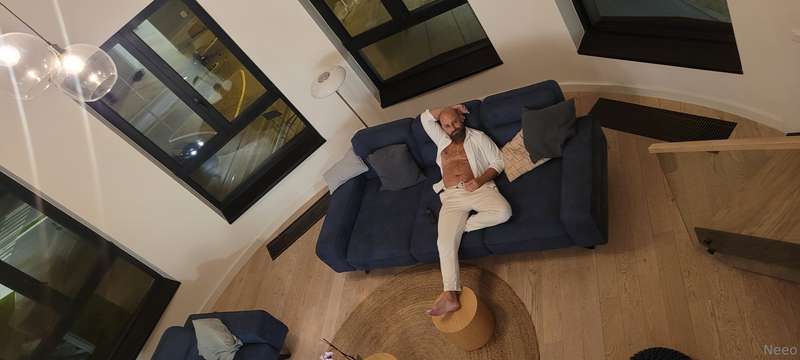 neeo_23 image #1