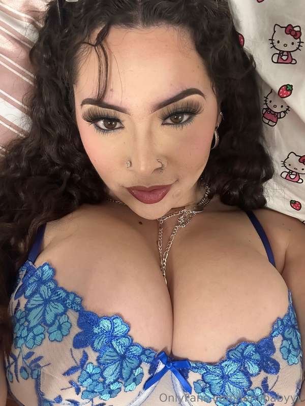 leniibabyyy image #0