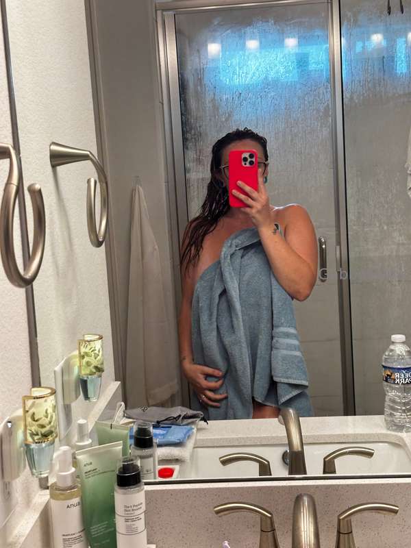 Can you beg me to drop this towel babyboy? 😈