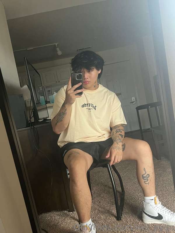 Is ready to give you everything you desire🥵