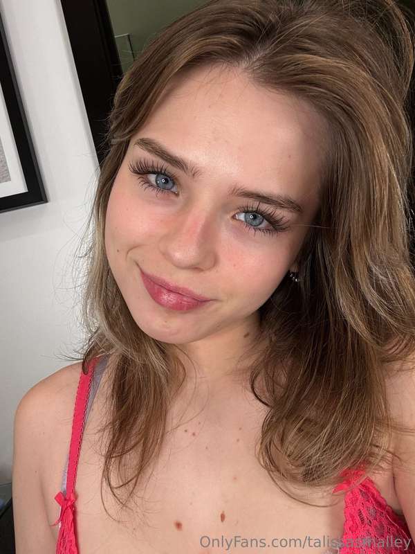 A face you can’t say no to. Dm me 💗