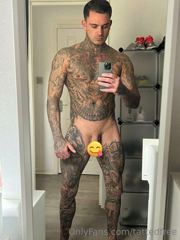 New video on my main page @tattedg8 go watch me stroke my ha..