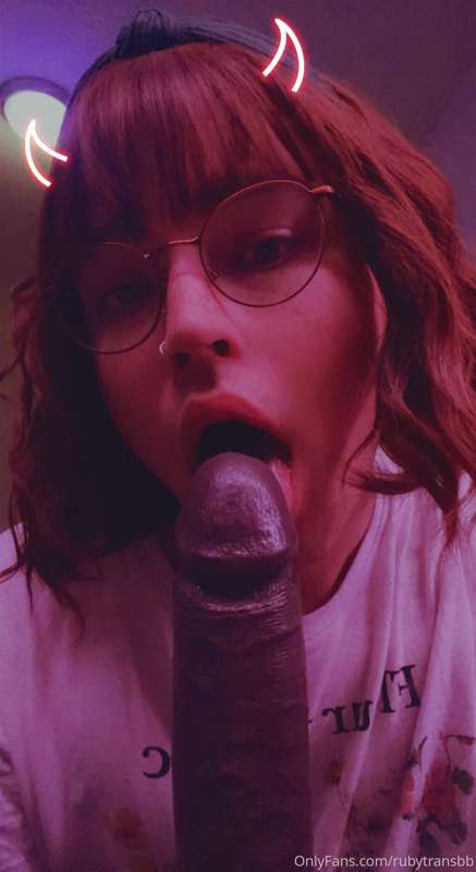 Lips or throat daddy?👅
