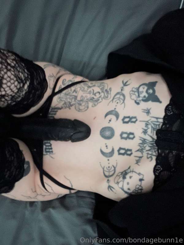 swipe for boobies <3