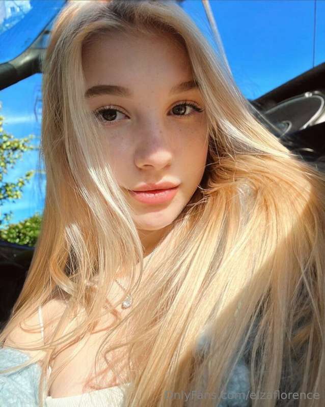 ⚡️@blondi01 NOW WET⚡️
Oh my god @blondi01  wants you... I he..