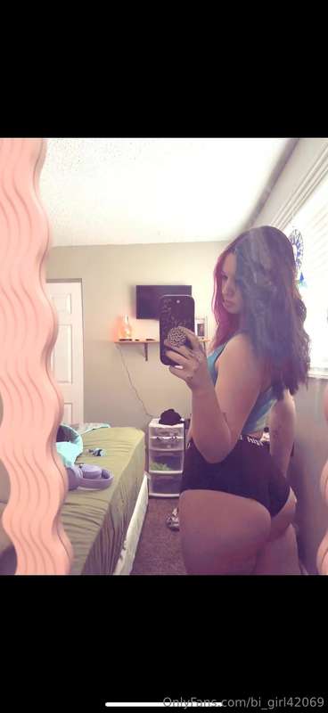 Bi_girl42069