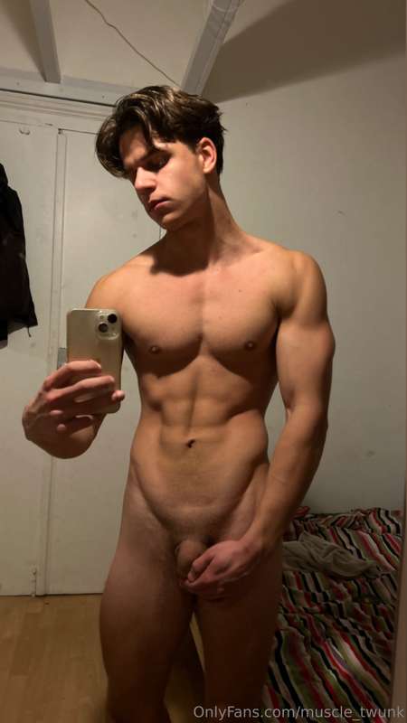 muscle_twunk