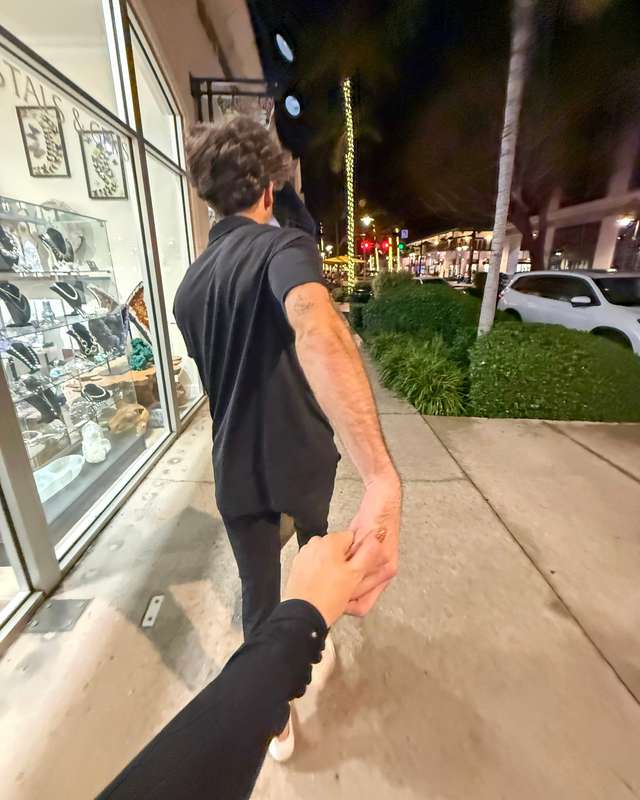date night with her ended just how u think it did 🙈👀 message..