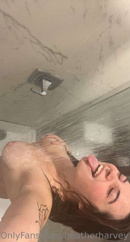 join me🚿
