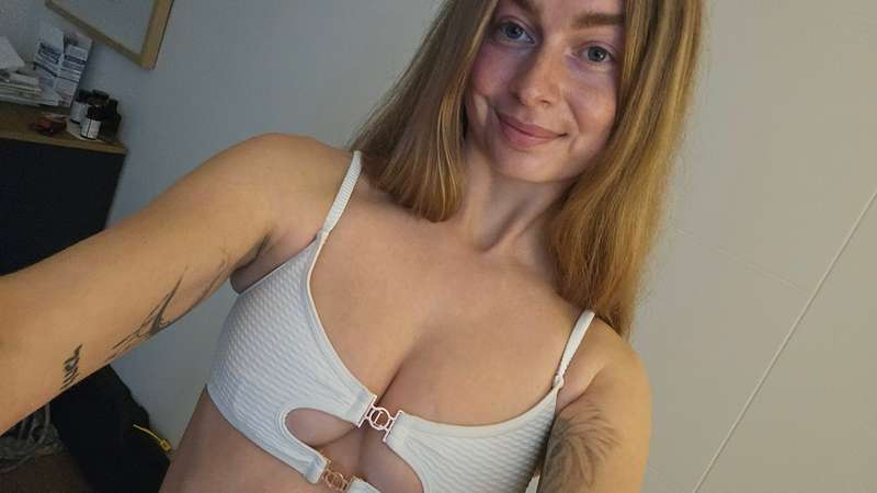 some more bikini pics 😘