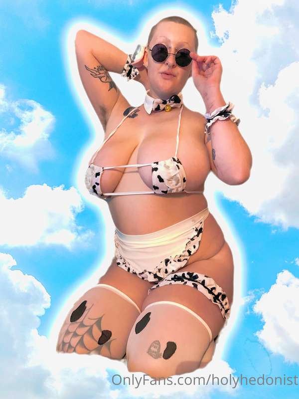 Eeeee thank you to whoever bought me this perfect milk maid ..