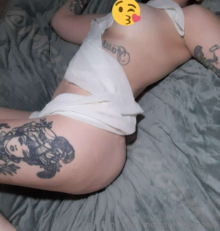 Hey there, my loves. 😘 I have a couple spots left open for m..
